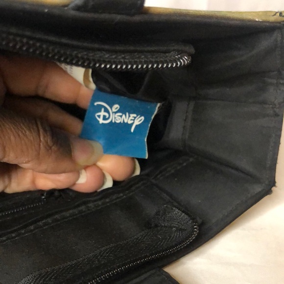 DISNEY Snow Whites Evil Queen black tote handbag. - Picture 8 of 10